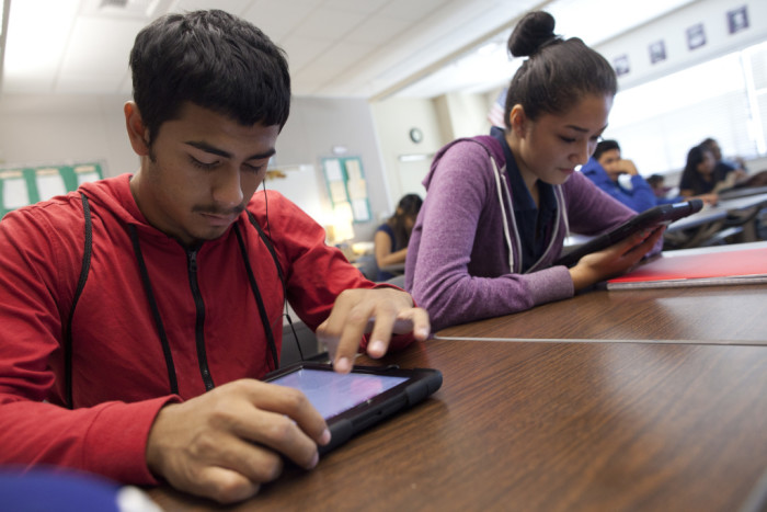 iPad contract resurrected: LAUSD to spend $22 million on tech