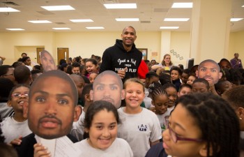 Al Horford Visits Sixth Alliance School in Atlanta